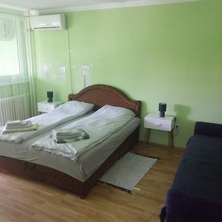 Apartman Radakovic Subotica Buitenkant foto